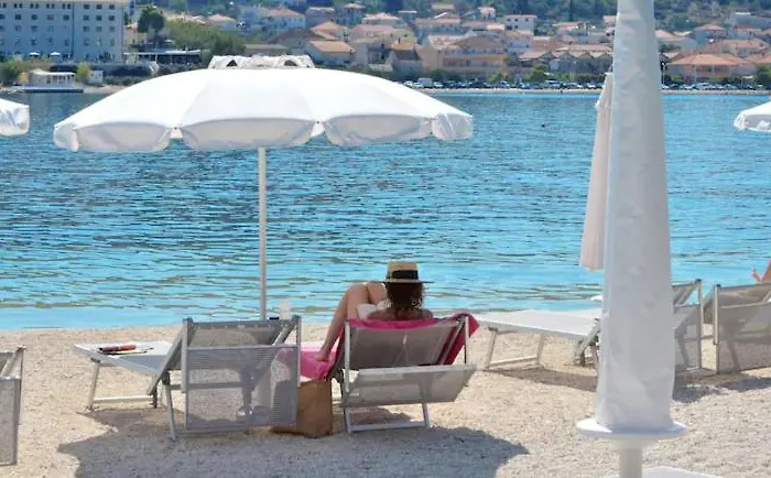 Lux Trogir
